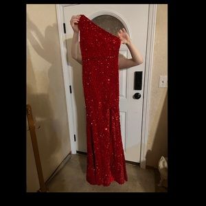 Red mermaid prom dress